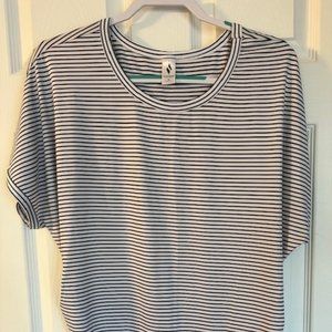 Woman's Skechers Performance Short-Sleeved Shirt with Shirred Side Seam